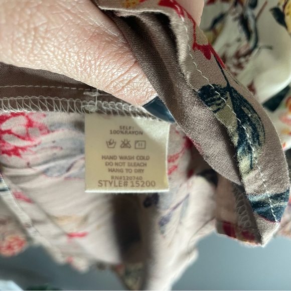 Mystree Boho Floral Ombre Blouse - Picture 4 of 6